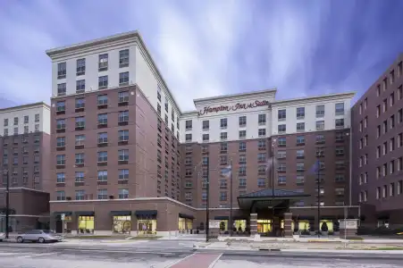 Hampton Inn & Suites Oklahoma City-Bricktown - 34