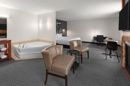 Super 8 by Wyndham Trois-Rivieres - 46