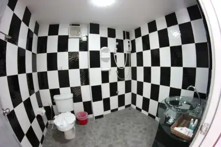 Tulip Inn - 6