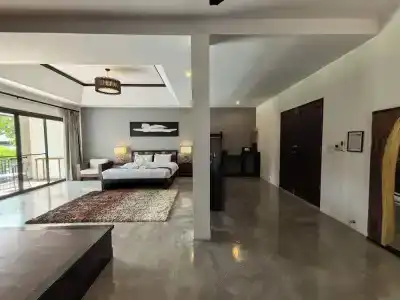 Sannot Riverside Boutique - 106