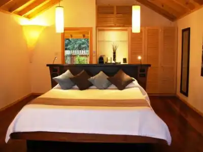Kuredu Island Resort & Spa - 4