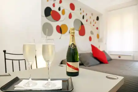 Houspitality Nero B&B - 9