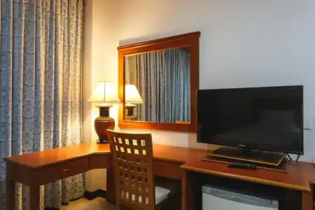 Surin Majestic - 71