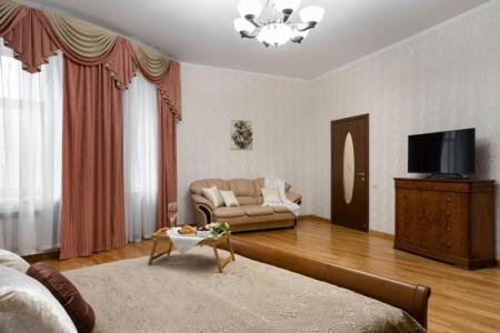 MyHome YourHome on Bolshoy Prospekt Petrogradskaya side - 23