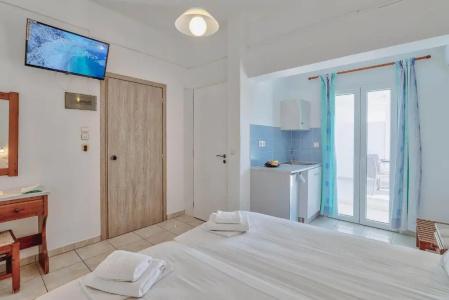 Pavlos Place - 90