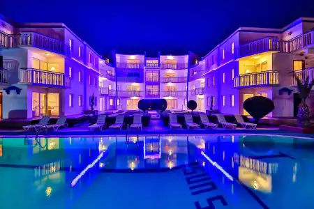 Sunset Village Apart - 12