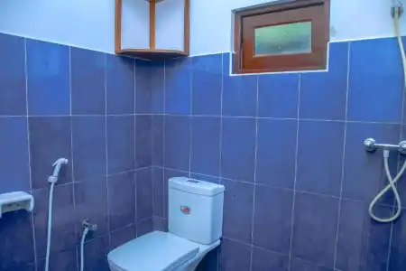 OYO 388 Surf Sea Breeze - 31