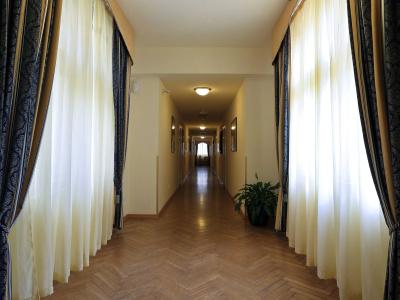 Elysee - 12