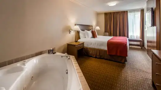 Best Western Plus Guildwood Inn - 68