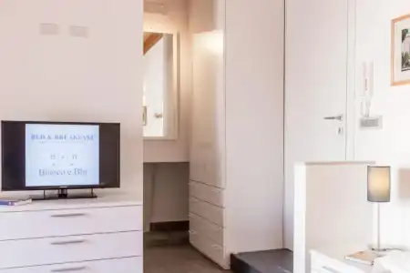 B&B Bianco E Blu - 33