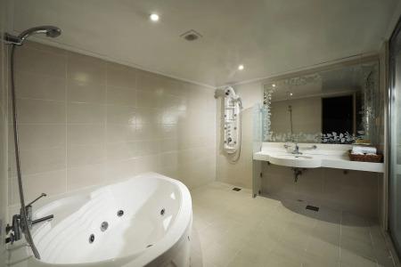 Noblesse, Yeoksam - 7