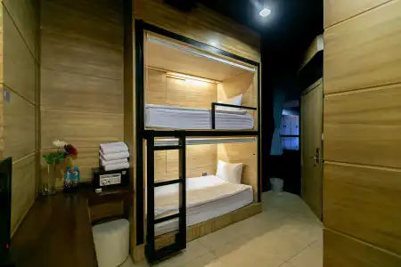 The Bedrooms Hostel Pattaya - 76