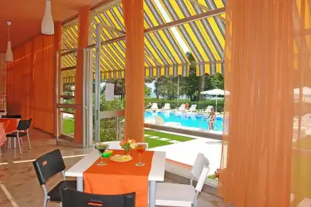 His Sirmione - Lakeview Pool - 18