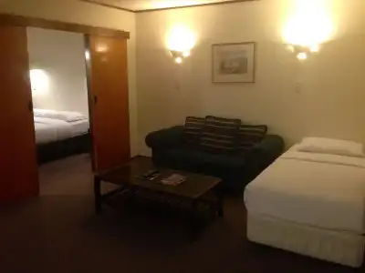 Half Moon Bay Motel - 3