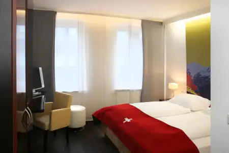 Helvetia Rooms - Self Check-In - 1