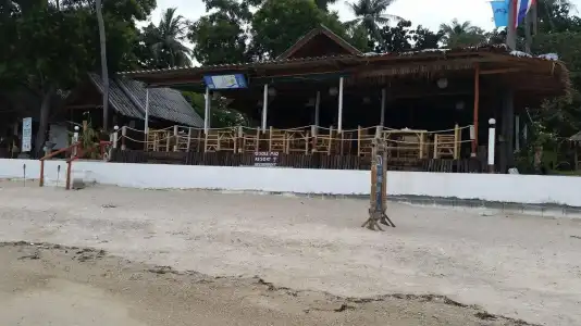 O Sole Mio Beachfront Resort - 13