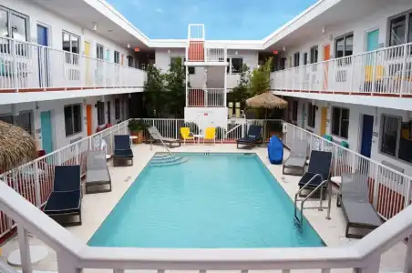 Waterside and Suites - 8