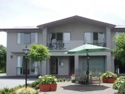 Aachen Place Motel - 10