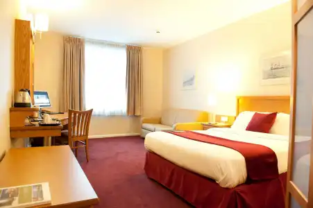 Future Inns Cardiff Bay - 40