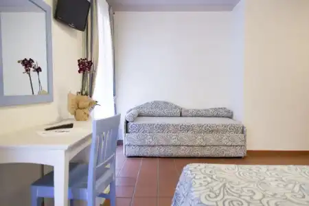Blu Laconia Village - 27