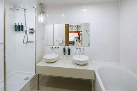 DoubleTree by Hilton Manchester - Piccadilly - 41
