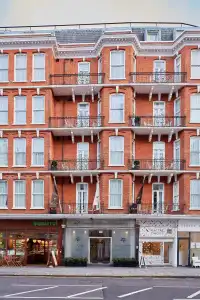 Cheval Harrington Court at South Kensington - 39