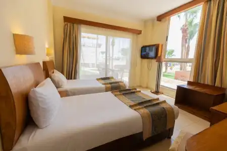 Royal Star Empire Beach Resort - 4