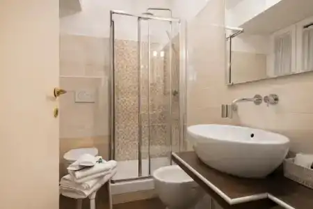 Relais Bocca di Leone Guest House - 62