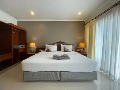 Sabai Sabana - 28
