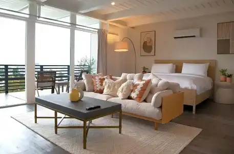 Hollywood Hills - 27