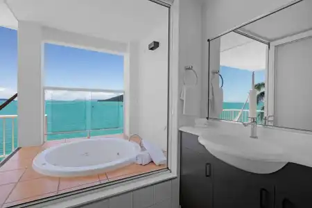 Coral Sea Resort - 83