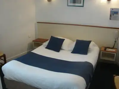 Hôtel IENA - 5