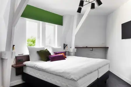 Alex Maastricht - 28