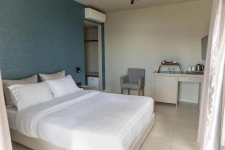 Hotel - 104