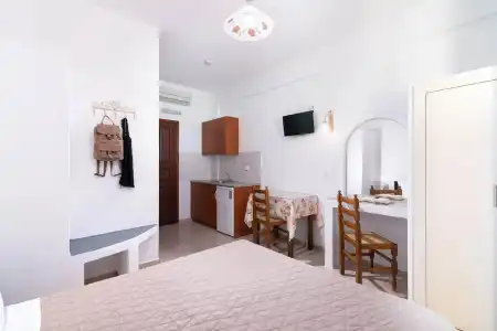 Mandilaria Studios - 92