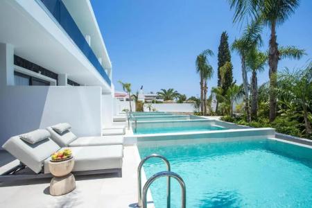 Vanik Suites - 86