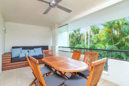 Mandalay Luxury Beachfront Apartments - 94