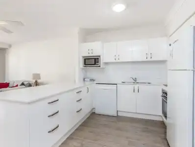 Bella Mare Beachside Apartments - 72