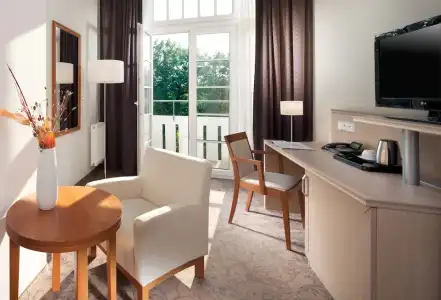 Harvey Spa - 1