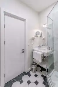 Tiflis Opera Aparthotel - 95