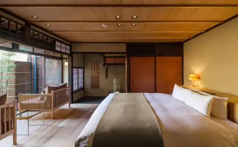 Nazuna Kyoto Gosho - 2
