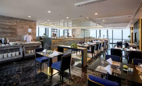 Vinpearl Landmark 81, Autograph Collection - 20
