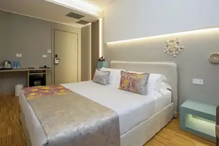 Vlora Priam, Affiliated by Melia - 4