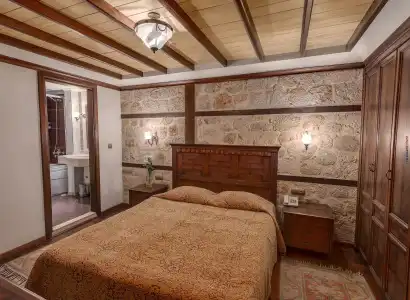 Tuvana - Special Class - 26