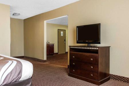 Quality Inn & Suites Bloomington University Area - 24