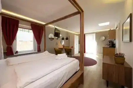 Little Suite Apartments - 84