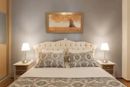 Nicholas Point Apartments and Rooms - 126