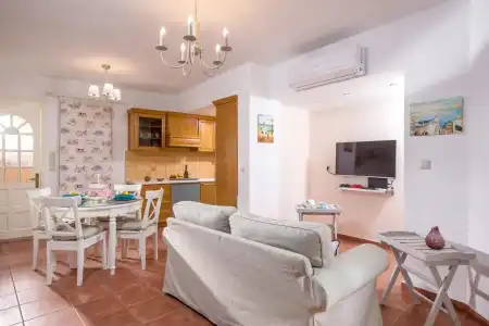 Pelagia Maria - 24