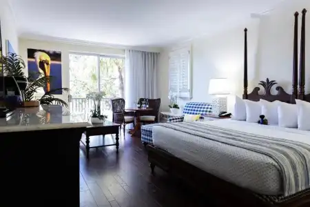 Inn at Pelican Bay - 63