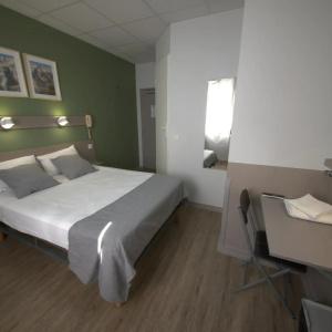 Hôtel Lux - 25